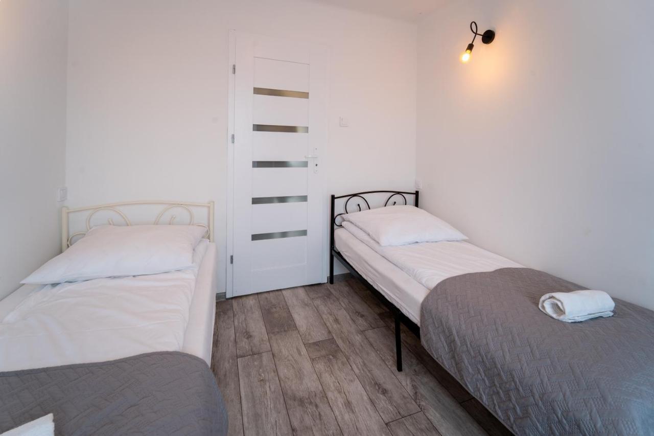 Apartament Nero ミエレツ エクステリア 写真