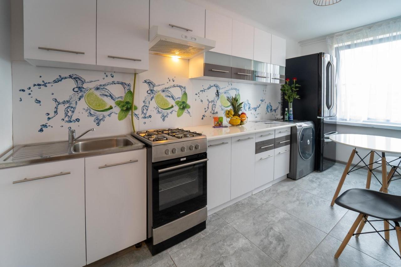 Apartament Nero ミエレツ エクステリア 写真